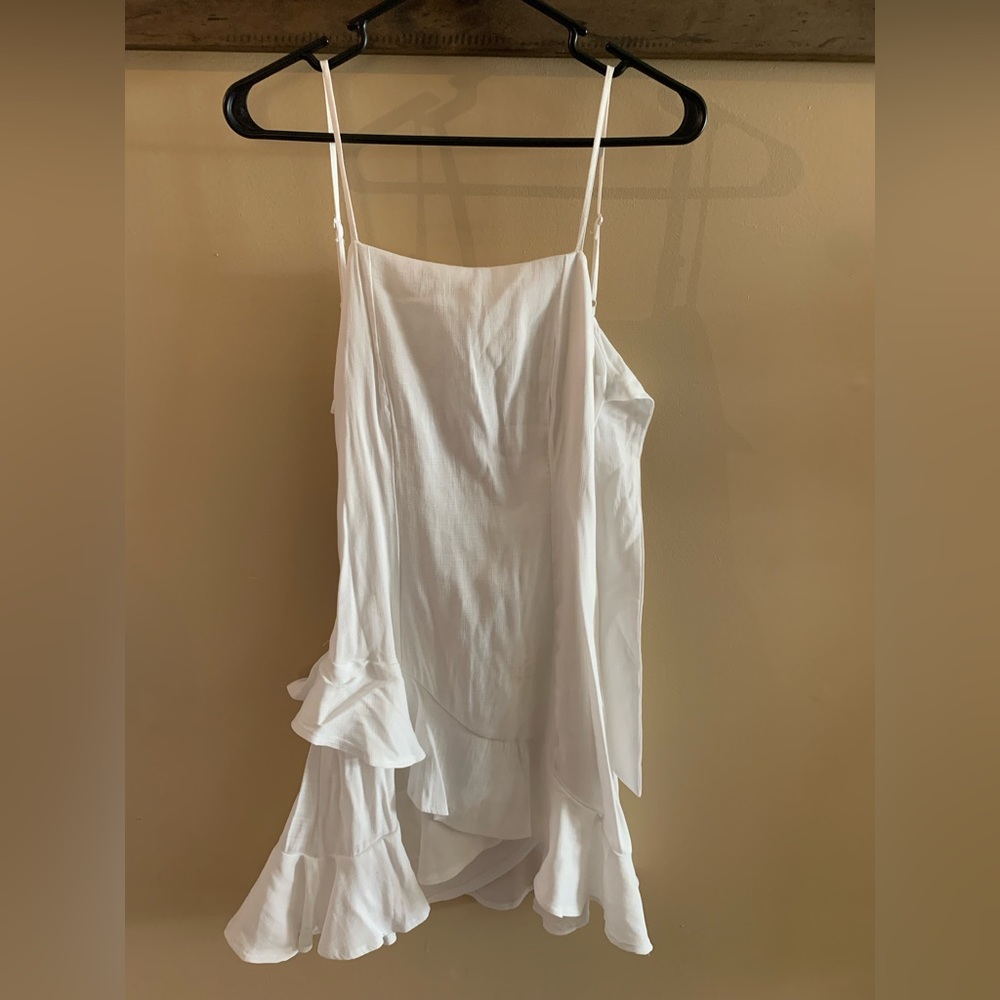 Fitted white mini dress!